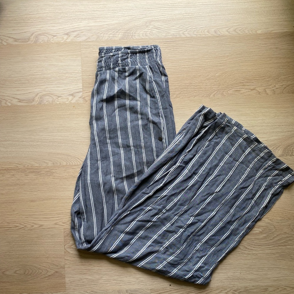 Roxy Dreaming Always Side Split Pants - image 1